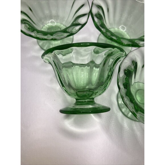 Vintage Fostoria Glass Green Individual Nut Dish Set/4 - Picture 4 of 8